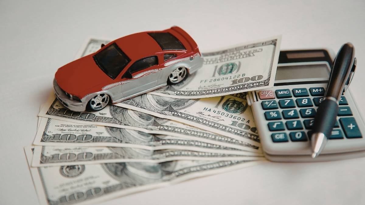 Auto loan refinancing calculator and documents 2026