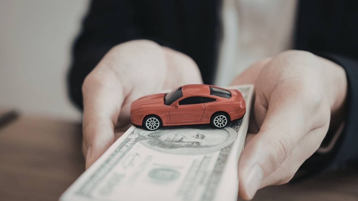 Trade in vs selling car privately pros and cons 2026